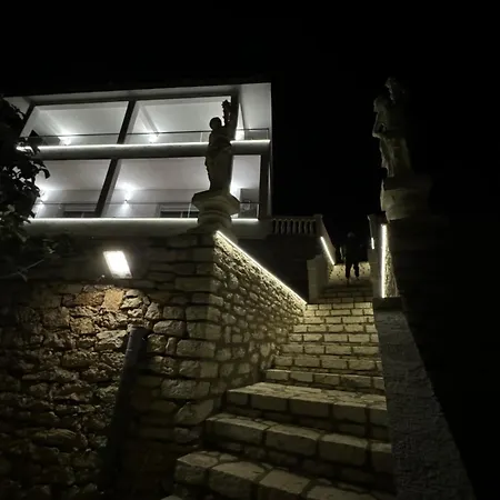 Alexandros Pensionat 3*