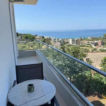 Konukevi Alexandros 4*